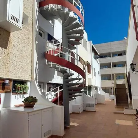 Spacious With Pool In Arona 190m² Air Conditioning Lägenhet