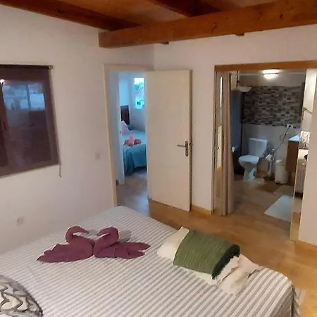 Spacious With Pool In Arona 190m² Air Conditioning أرونا