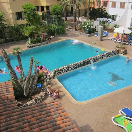 Spacious With Pool In Arona 190m² Air Conditioning * أرونا